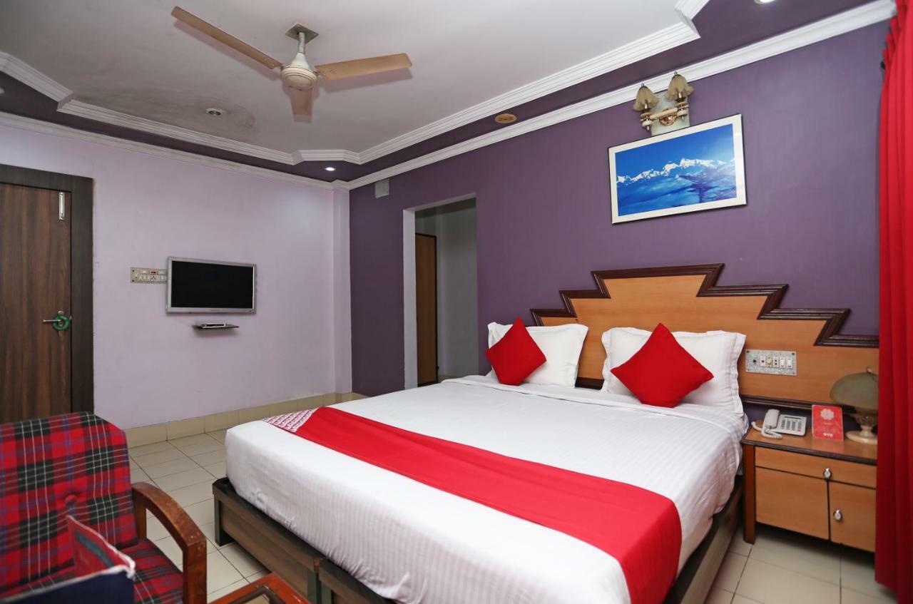 Oyo 24916 Hotel Aquatic Palace Kalyani Dış mekan fotoğraf