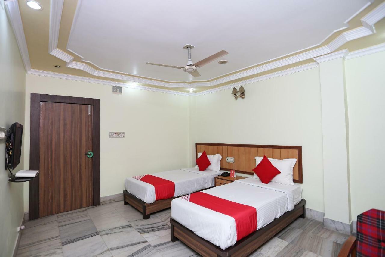Oyo 24916 Hotel Aquatic Palace Kalyani Dış mekan fotoğraf