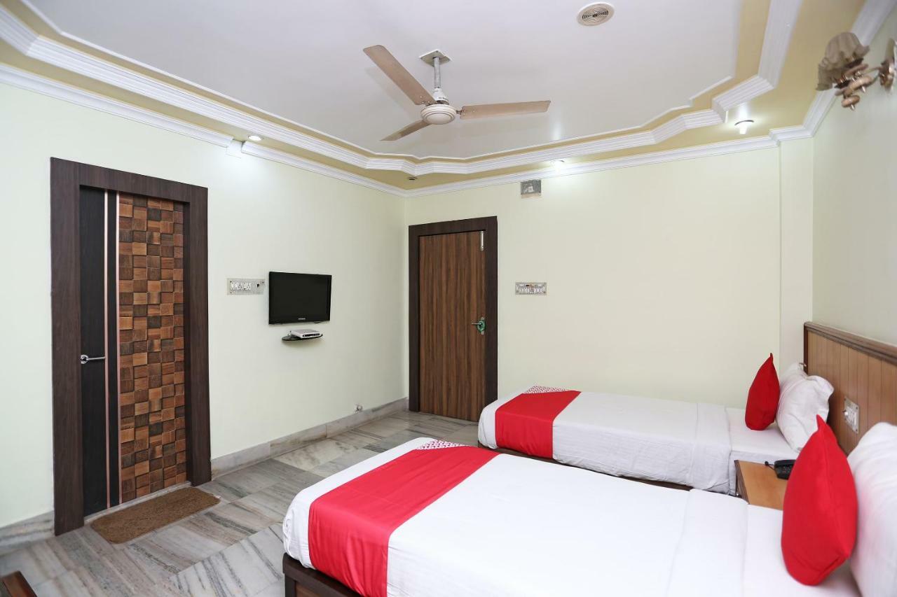 Oyo 24916 Hotel Aquatic Palace Kalyani Dış mekan fotoğraf