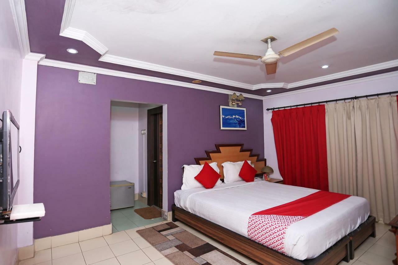 Oyo 24916 Hotel Aquatic Palace Kalyani Dış mekan fotoğraf